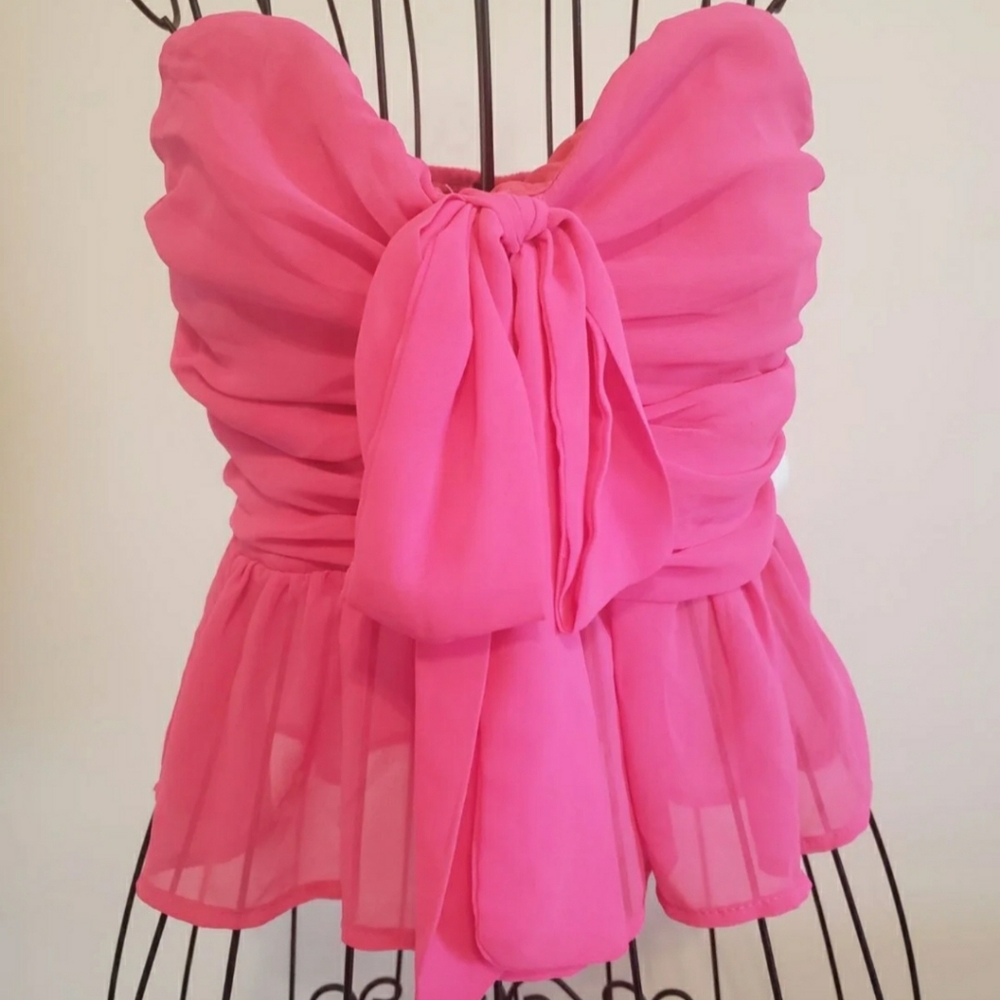 Body central hot pink top